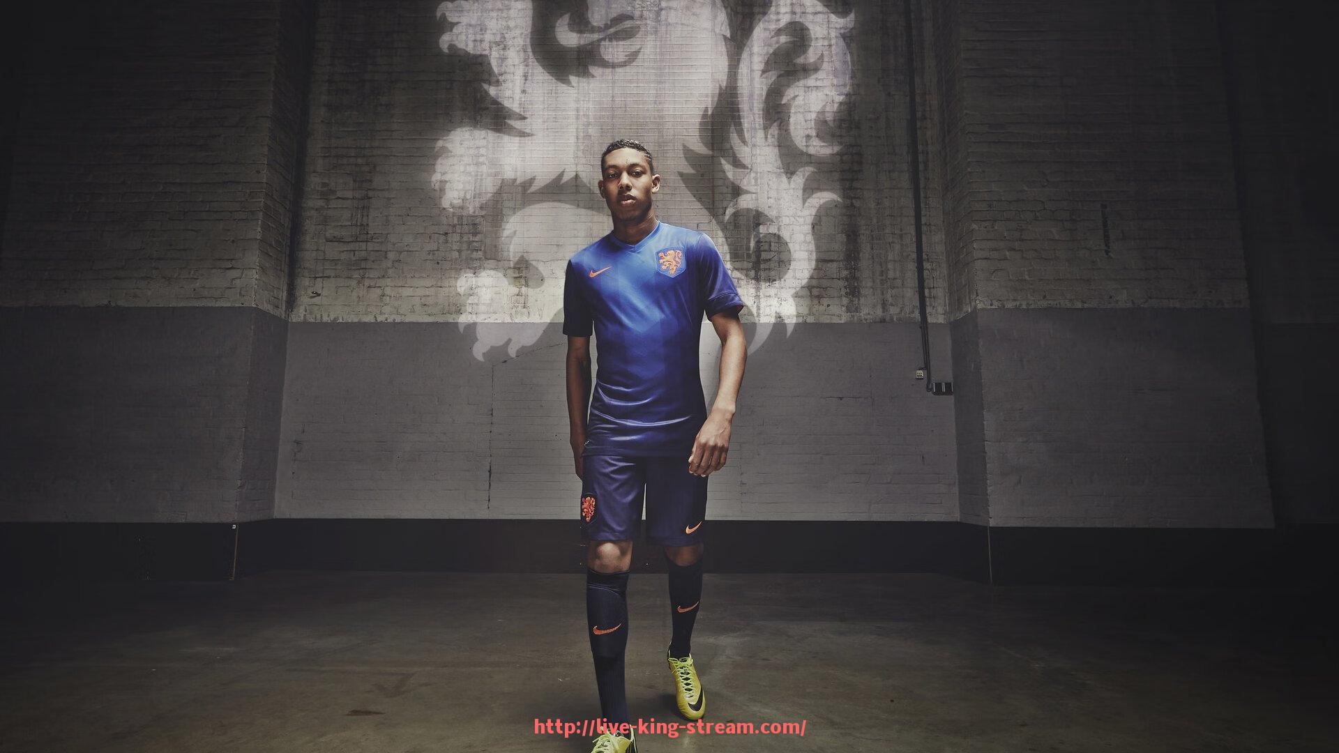 王者体育直播-老年人专用的健身器材：如何选择安全、有效的老年人健身设备？